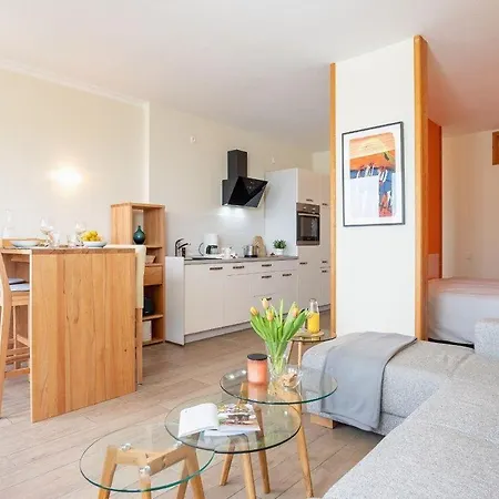 Strandhotel-heiligenhafen-wohnung-117-typ-ii Apartment *